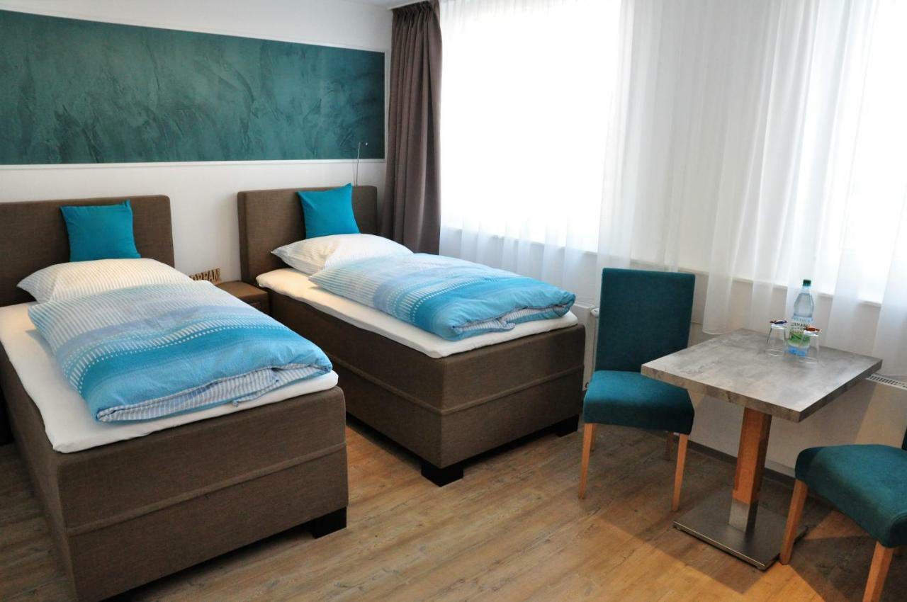 Apartments Am Freizeitpark Kriftel Екстериор снимка