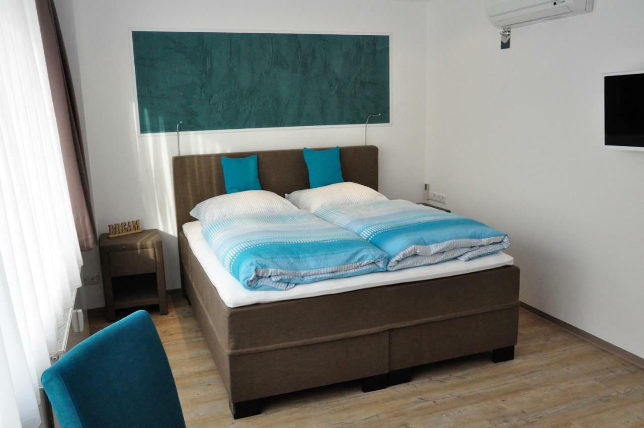 Apartments Am Freizeitpark Kriftel Екстериор снимка