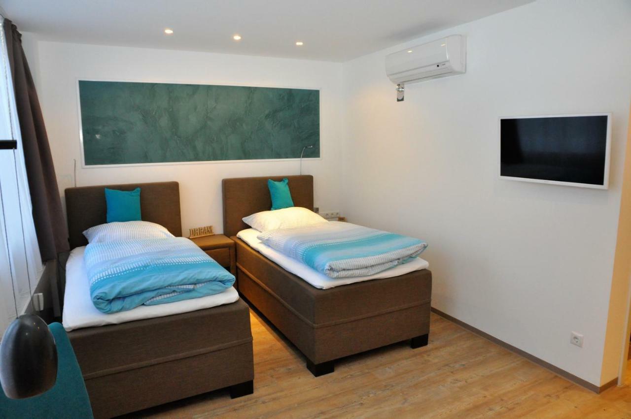 Apartments Am Freizeitpark Kriftel Екстериор снимка