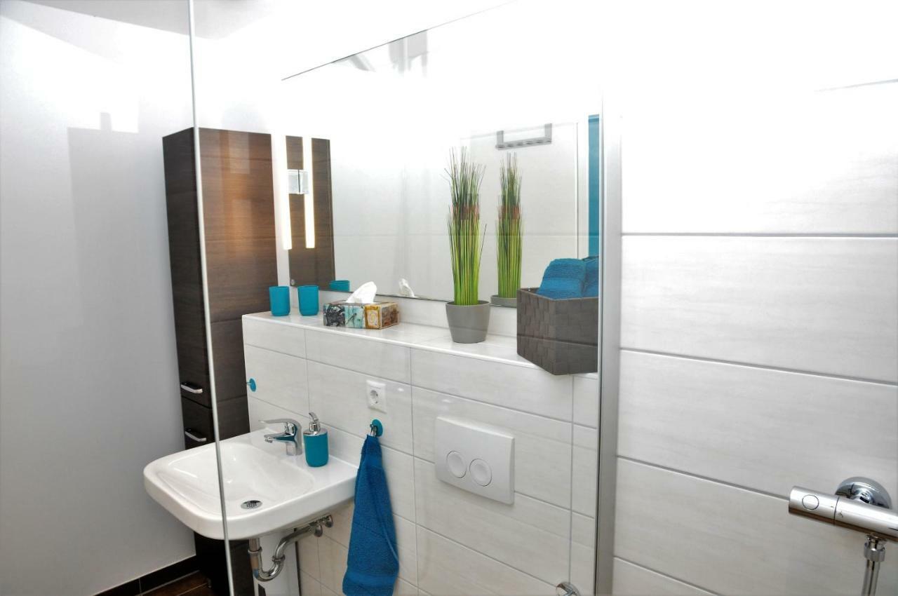 Apartments Am Freizeitpark Kriftel Екстериор снимка